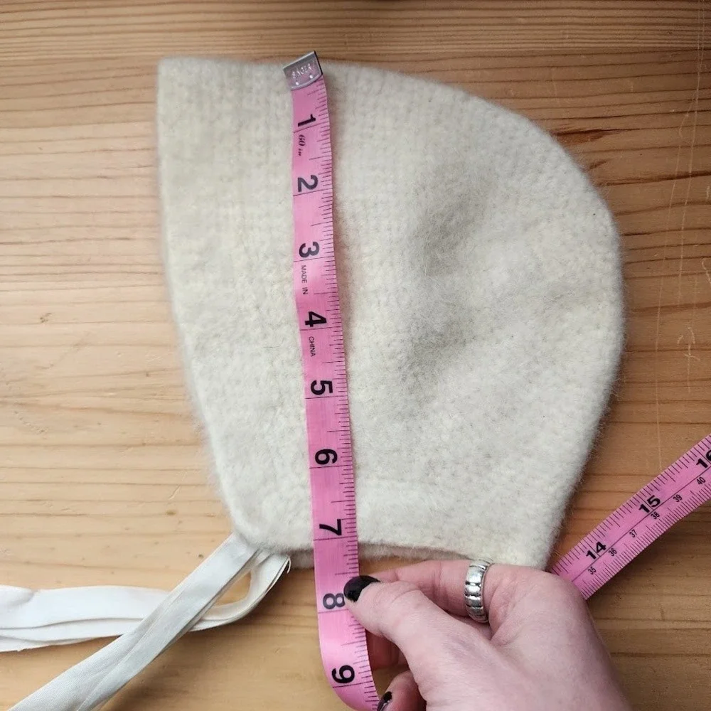 VINTAGE 60s Cream Angora Blend Baby Bonnet with Satin Ribbon Ties Toddler‎